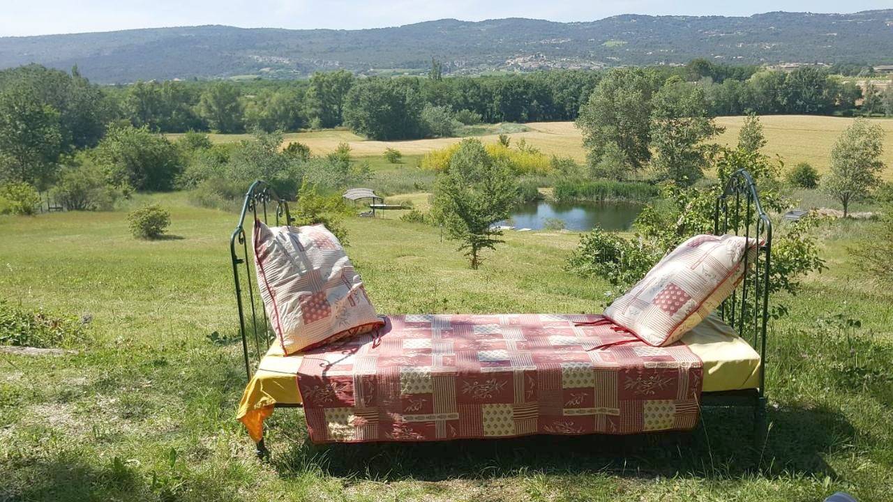 Appartement entier, Studio Apartment in Roussillon, Parc naturel régional du Luberon