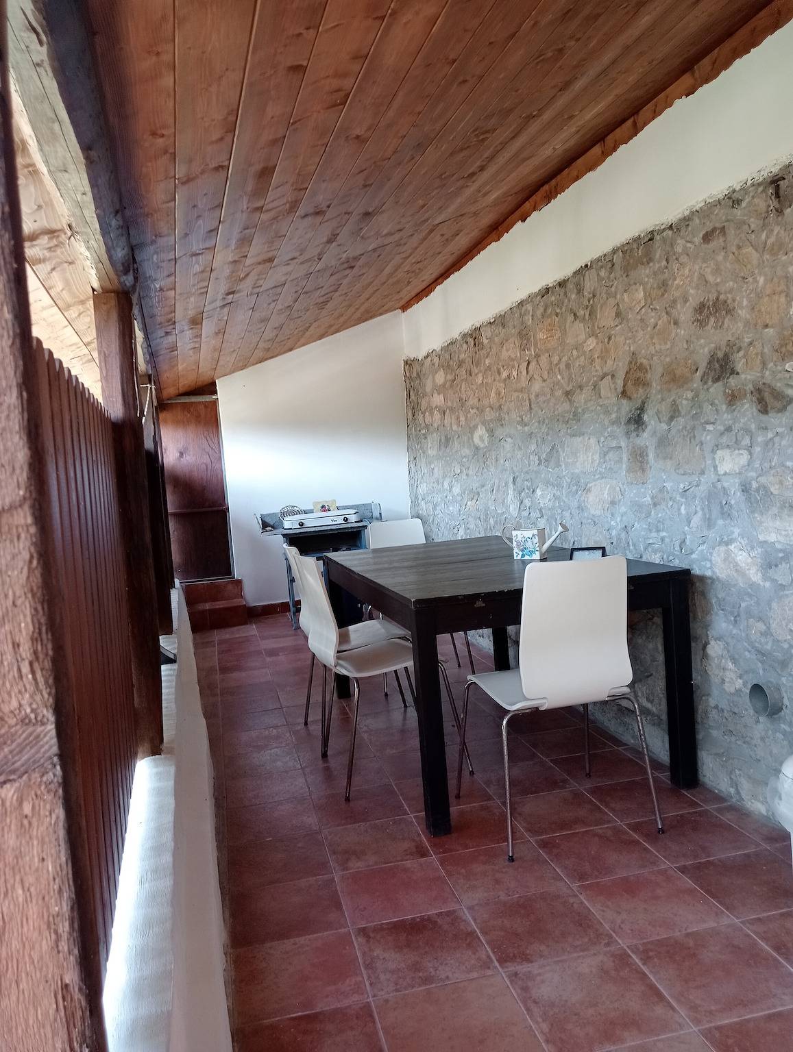 Apartamento entero, Casa de vacaciones 'Roses House' con vistas a la montaña, Wi-Fi y aire acondicionado in Sestri Levante (City), Sestri Levante