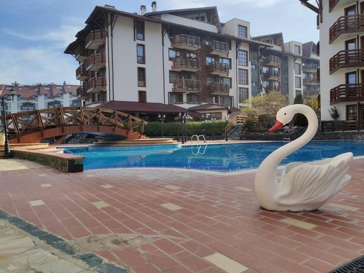 Gîte pour 4 personnes, avec sauna et jacuzzi ainsi que jardin et piscine dans Bansko - 3