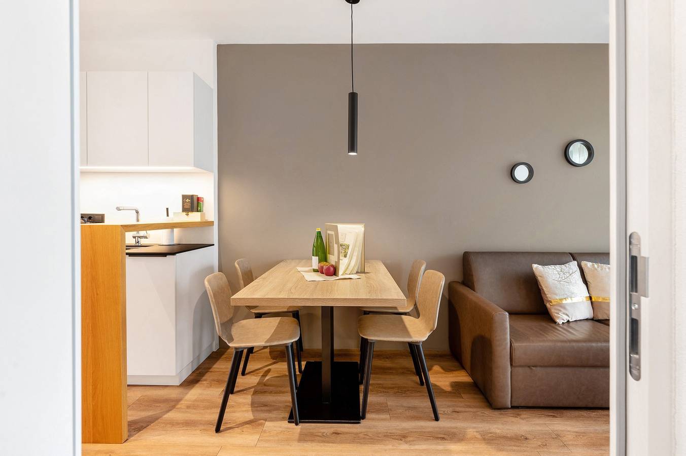 Ganze Wohnung, Apartment 'Weingut Gasshof Apt Mathias' mit Bergblick, Pool und Sauna in Berg (Eppan), Eppan an der Weinstraße