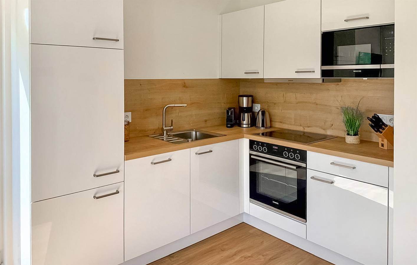 Gemütliche Wohnung am Strand mit Terrasse und Parkplatz - Tossens in Tossens, Butjadingen