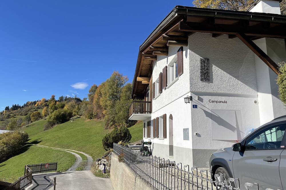 Chalet mit herrlichem Blick, 6 Personen, mit Sauna! in Laax Dorf, Laax