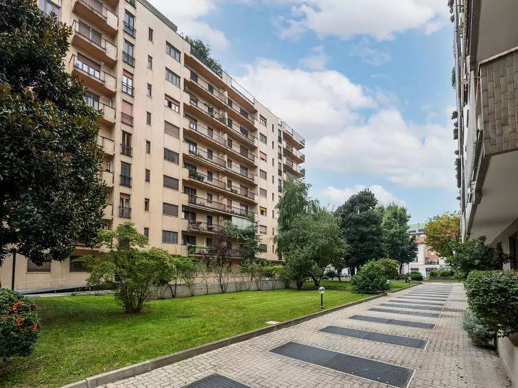 Hel lejlighed, 4 Rooms 6 People in Vigentino, Milano