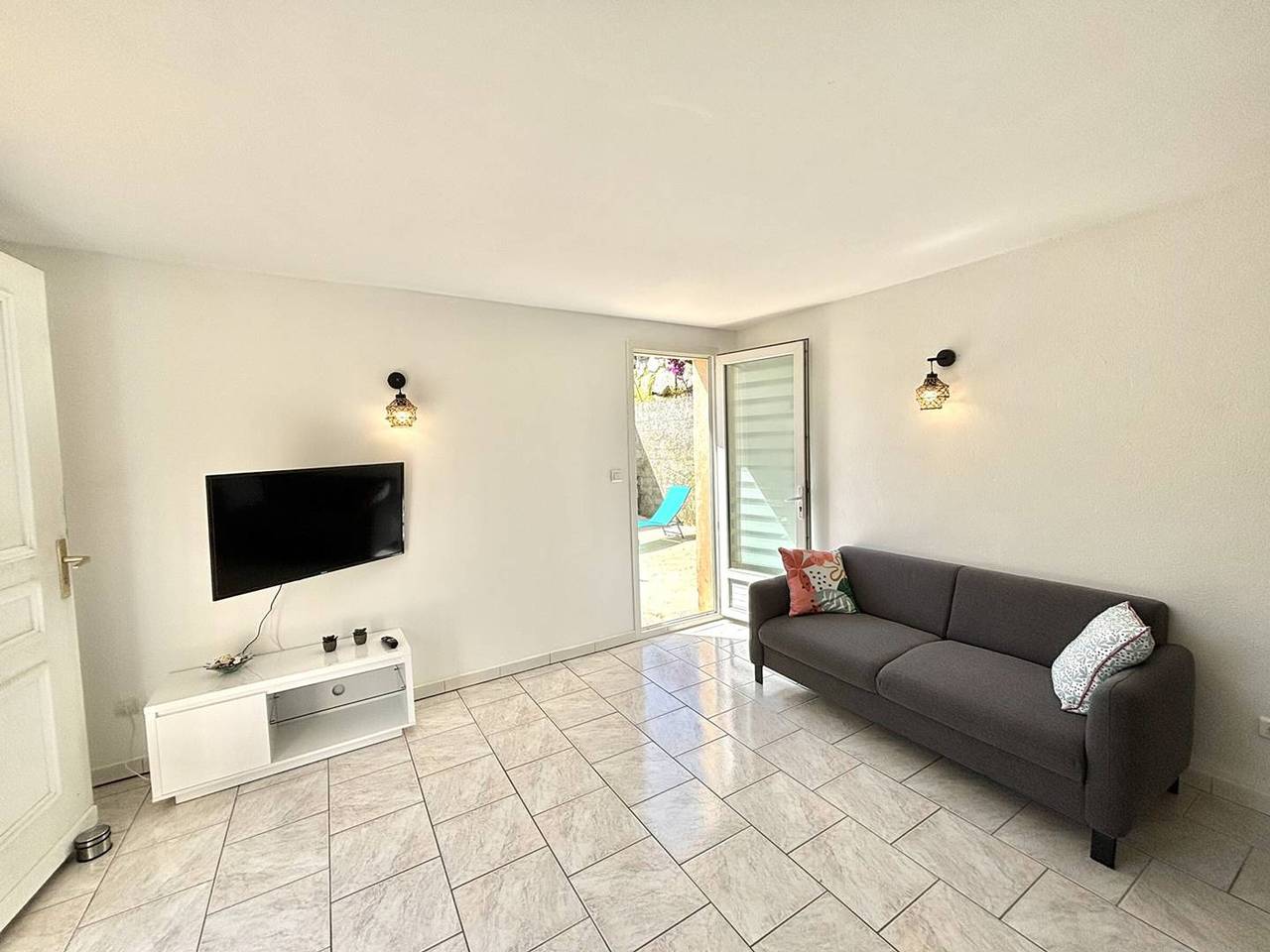 Gemütliches Apartment mit privatem Pool und Garten, Nähe Strand - Ideal für 4 Personen in Cauro, Ajaccio und Umgebung