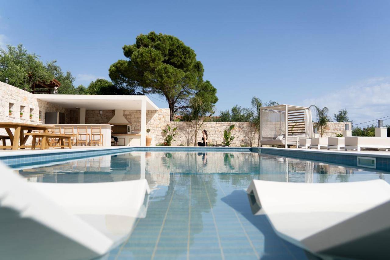 Mamfredas Luxury Residence in Planos, Zakynthos