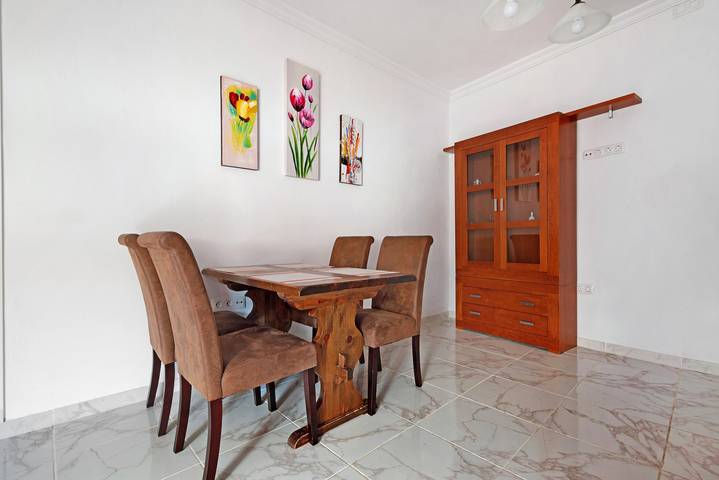 Holiday Home Casa Auxilia with Sea View, Fast Wi-Fi & A/C in Candelaria, South Tenerife
