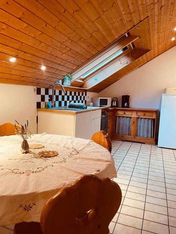 Ferienwohnung für 12 Personen, mit Ausblick und Garten, mit Haustier