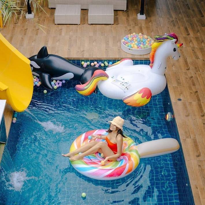 Villa pour 15 personnes, avec jardin ainsi que vue et terrasse en Thailande