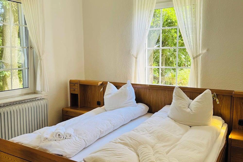 Ganze Wohnung, Villa am Wangermeer-Familienurlaub, Sonnenterrasse, bis 4 Gäste, Hundefreundlich in Wangermeer, Wangerland