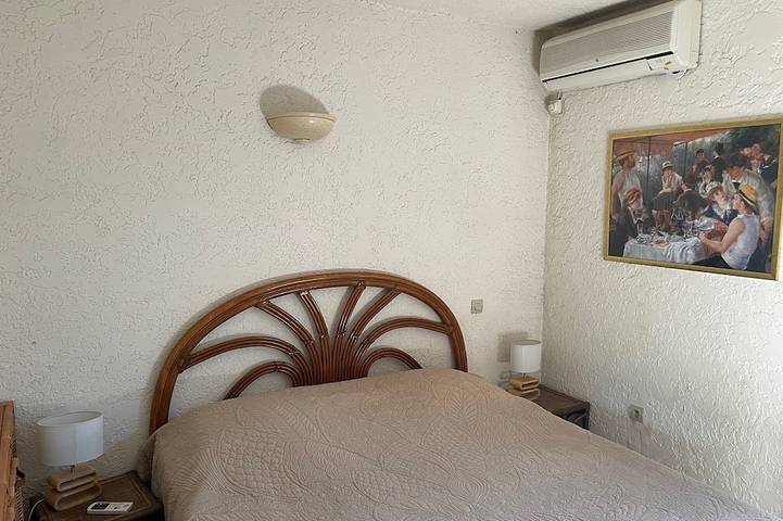 Ganze Wohnung, Ferienwohnung Am Strand, 2 Schlafzimmer, Klimaanlage,  Ruhig in Tiuccia, Calcatoggio