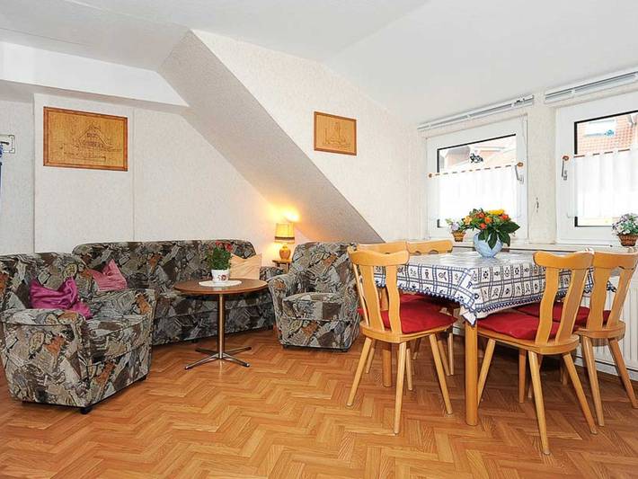 Ganze Ferienwohnung, Ferienwohnungen Haus Steuerrad - Ferienwohnung 3 in Bensersiel, Esens
