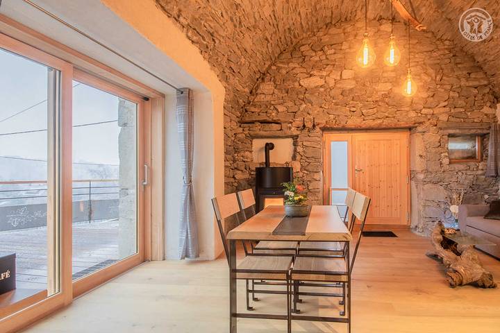 Gîte pour 2 personnes, avec Terrasse et Jardin