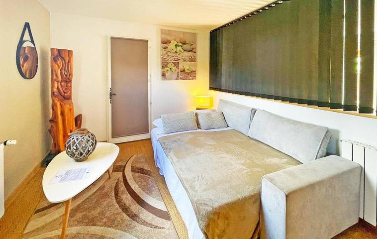 Chambre d’hôte pour 2 personnes, avec piscine ainsi que jardin et vue à Valensole - 4