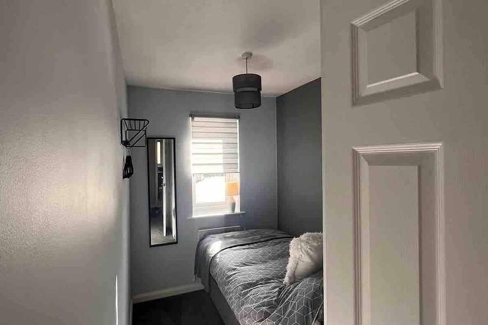 Modern 3 Bed in Carlisle near the Lake District\n\n in Carlisle, Cumbria