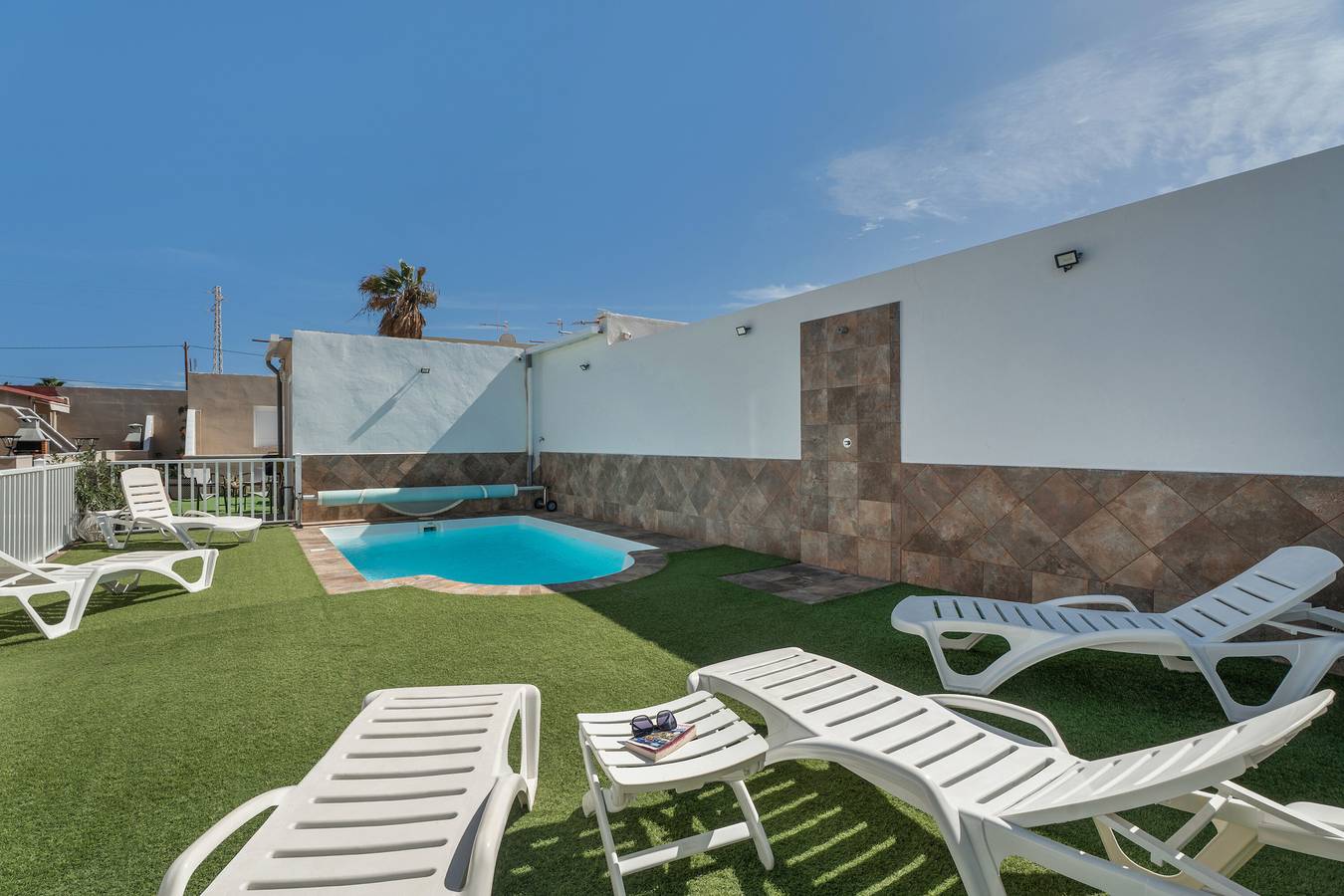 Apartamento entero, Apartamento Vacacional '1 Omanai Tenerife Sur' con Terraza, Jardín Privados y Wi-Fi in Arona , Tenerife Sur