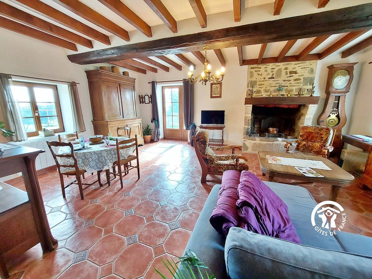 Geräumiges Haus, Haustiere erlaubt - Ravigny in Ravigny, Parc naturel régional Normandie-Maine