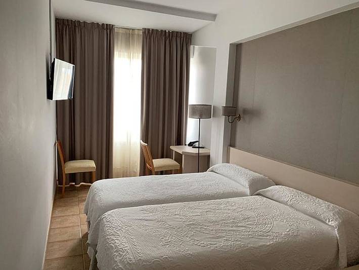 Hôtel pour 3 personnes, animaux acceptés à Oleiros (Espanha) - 4