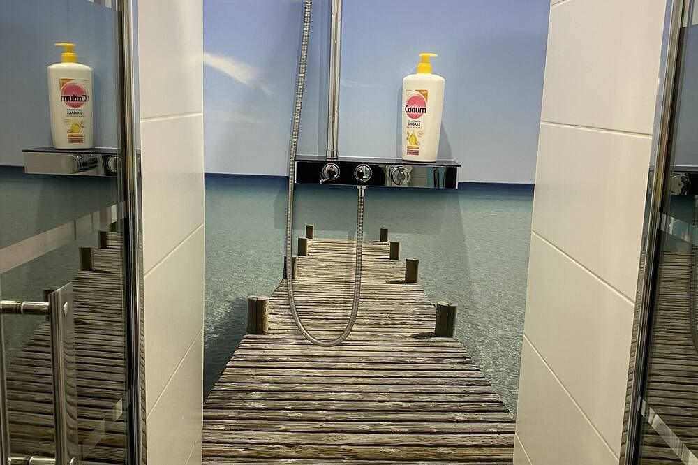 Entire apartment, Quiet studio at the foot of St Jacques hill,a stone's throw from the city center in Cavaillon, Parc naturel régional du Luberon