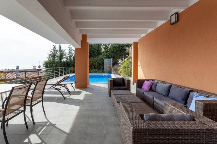 Villa 'Holiday House in a Garden with View' with Pool, Wi-Fi, Terrace & Garden in Roca Grossa, Lloret de Mar
