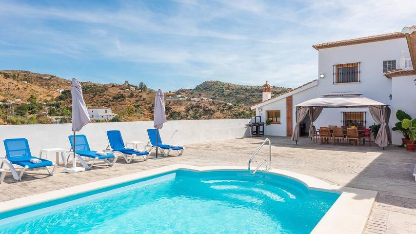 Casa rural para 12 personas, con piscina y balcón/terraza en Almogía - 2