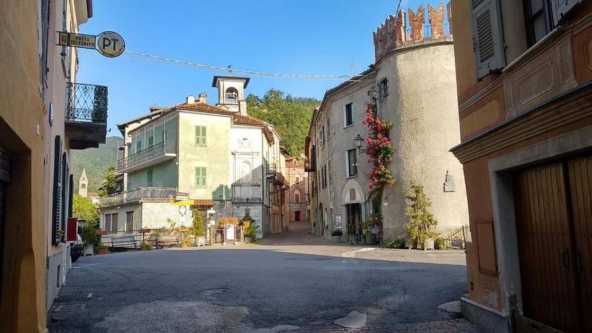 Appartement de vacances pour 4 personnes, avec Balcon et Terrasse ainsi que Sauna et Vue à Garessio