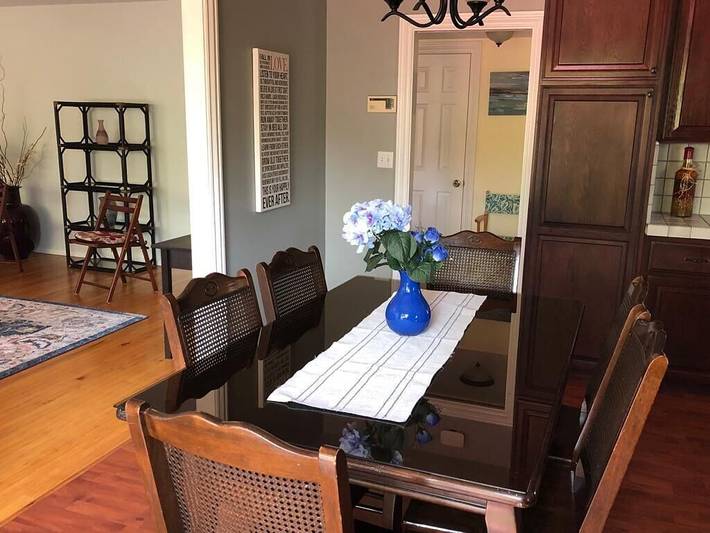 Vacation rental for 8 people, with terrace in Cupertino