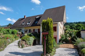 Ferienwohnung für 2 Personen, mit Garten in Badenweiler