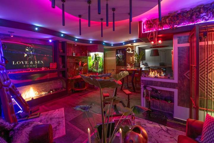 Location de vacances pour 2 personnes, avec jacuzzi dans Gex - 2