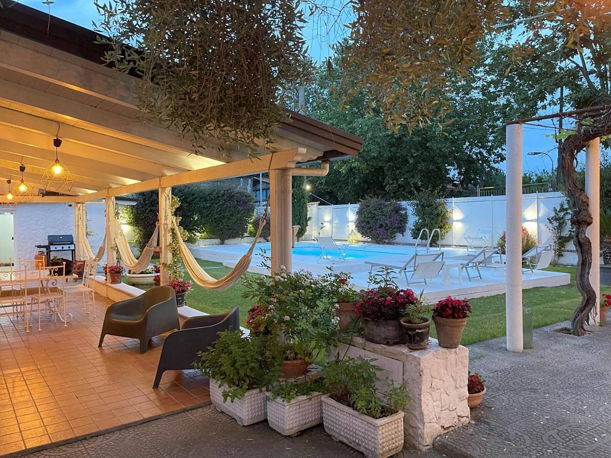 Villa Avvocato Catapano in Pontecagnano Faiano, Costa tirrenica Campania