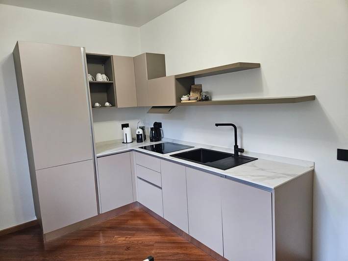 Entire apartment, Apartment 'Zaffiro Suite' with Mountain View, Wi-Fi and Air Conditioning in Postalesio, Bernina-Alpen