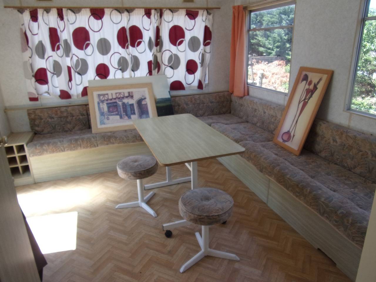 Mobil'Home du Sancillon avec vue sur les montagnes, terrasse privée et jardin partagé in Charentay, Beaujolais