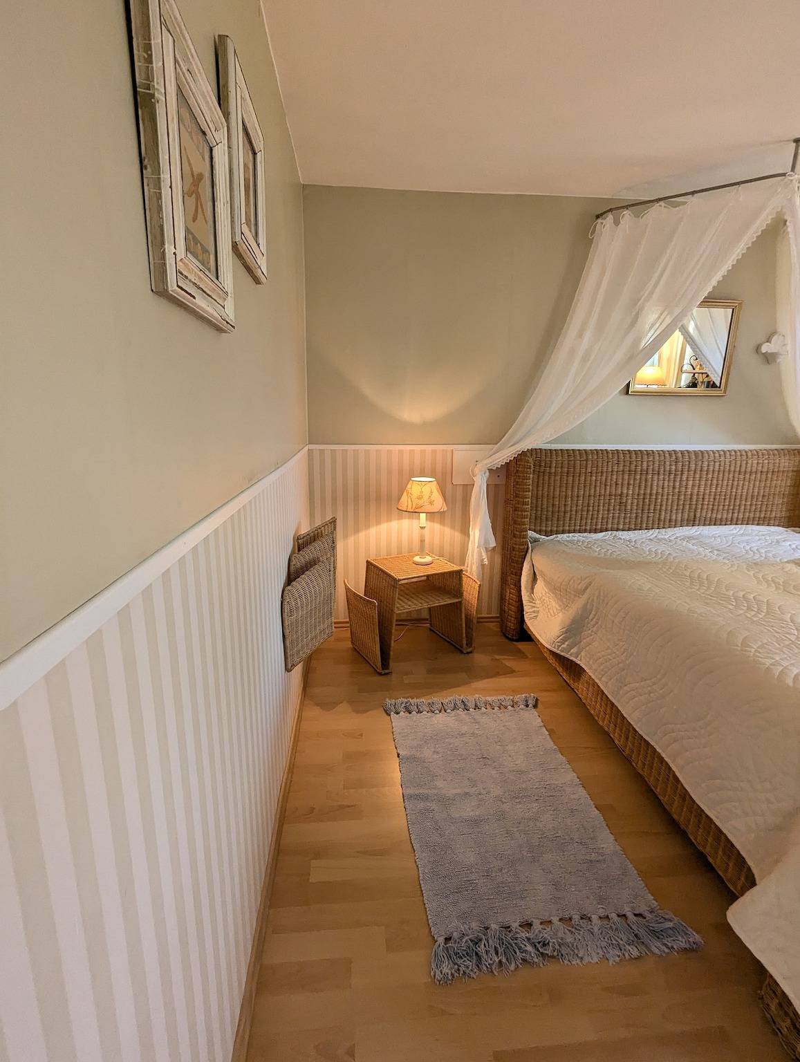 Geheel vakantieappartement, Perfekt für Zwei! in Wustrow, Fischland