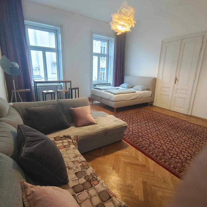 Ferienwohnung für 10 Personen, mit Whirlpool und Garten
