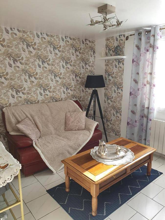 Location de vacances pour 2 personnes, avec vue ainsi que terrasse et jardin à Oye-Plage - 3