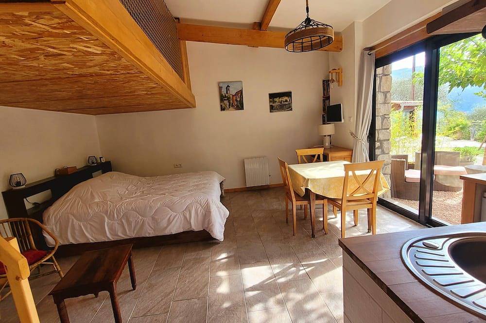 Studio indépendant au calme dans oliveraie in Sospel, Nizza Region