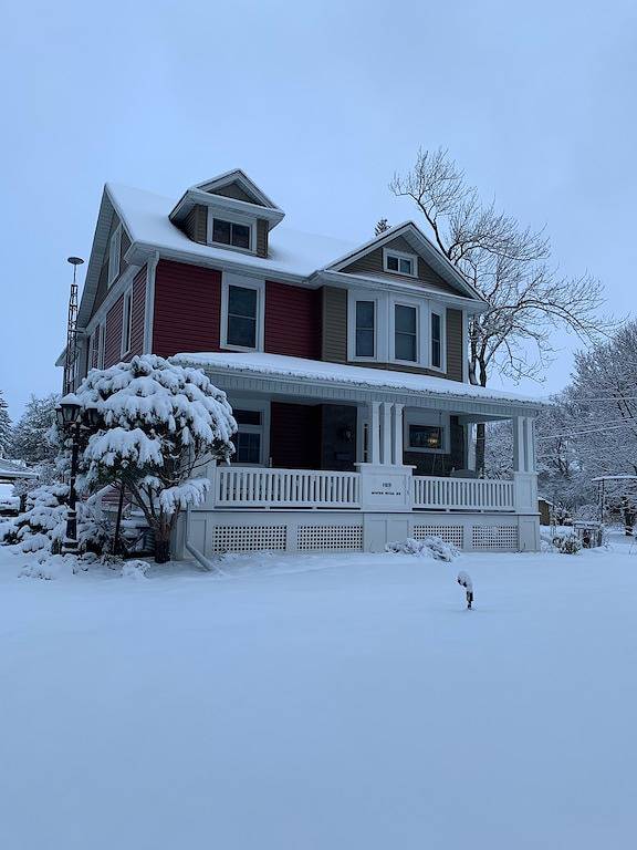 The York House Boutique Suit, Minutes to Crystal Beach.20 Minutes to the Falls. in Fort Erie, Niagara Fälle