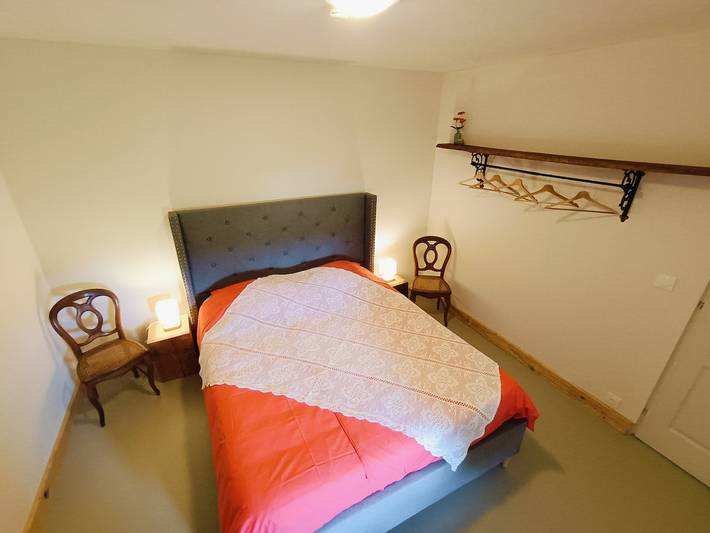 Gîte pour 6 personnes, avec piscine, adapté aux familles dans Terres-de-Haute-Charente - 2