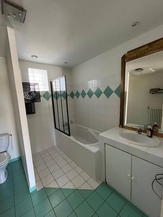 Gîte pour 2 personnes, avec vue à Saint-Cyr-au-Mont-d'Or - 2