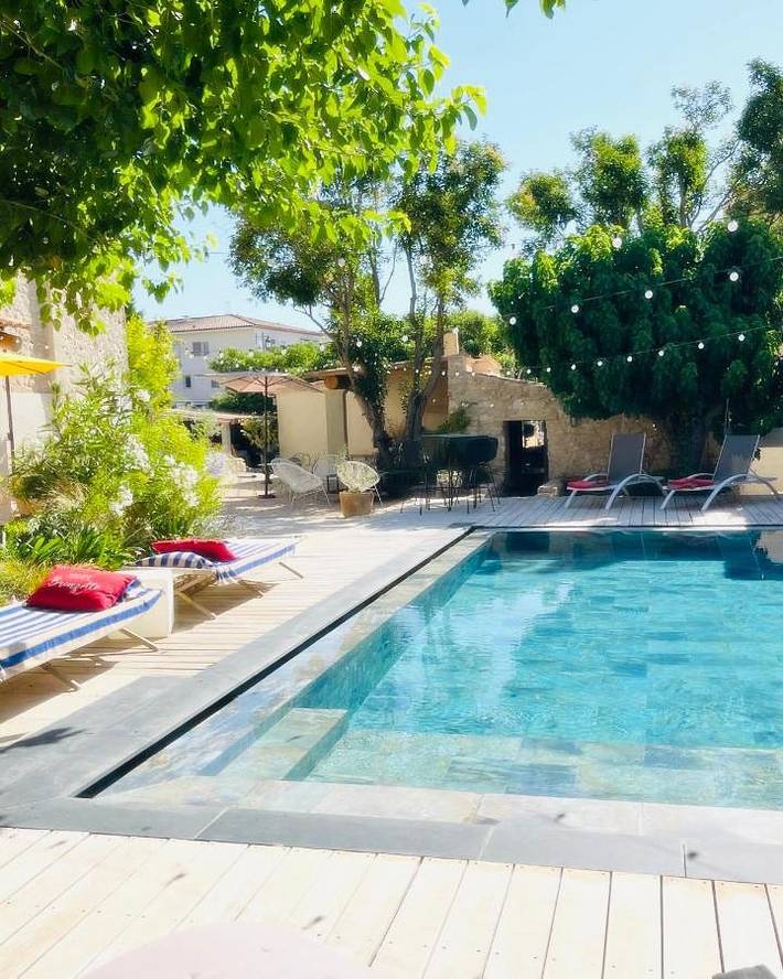 Maison d’hôte pour 2 personnes, avec piscine et jacuzzi ainsi que jardin et terrasse dans les Bouches-du-Rhône - 2
