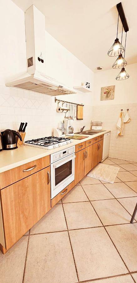 Gîte pour 2 personnes, avec terrasse et jardin à Saint-Cyprien-sur-Dourdou - 4