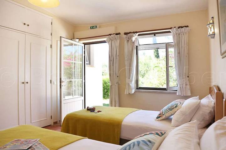 Villa für 6 Personen, mit Pool und Garten sowie Whirlpool in Lagos - 4