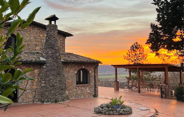 Casa vacanza per 12 persone, con giardino e terrazza nonché piscina, con animali domestici - 1
