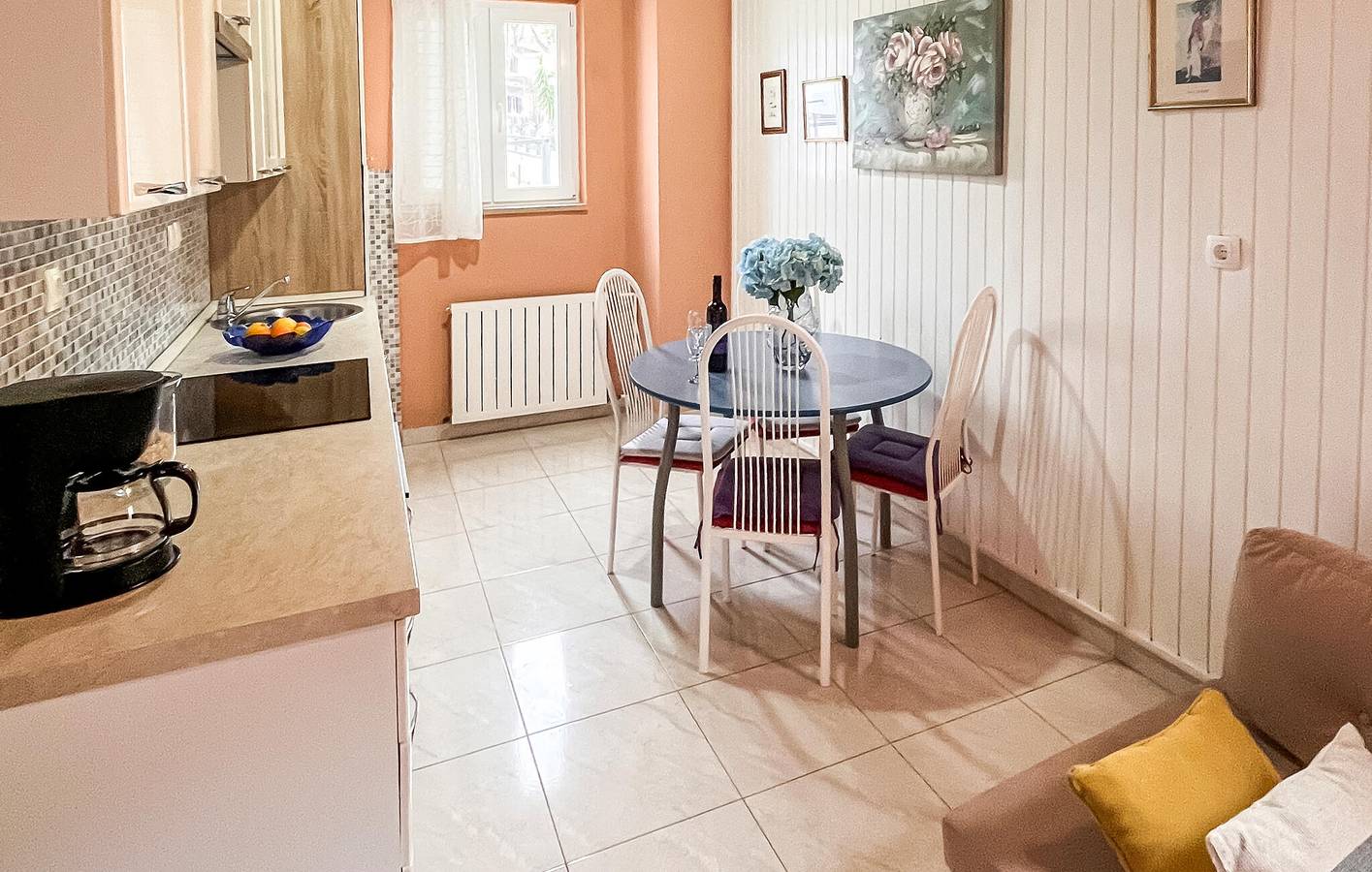 Entire holiday apartment, Holiday apartment for 4 people with lake view in Supetar, Brac