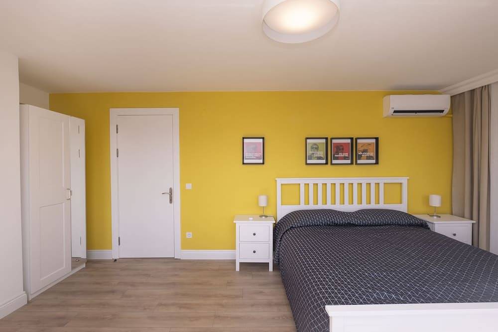 Appartamento intero, Contemporary Waterfront Apt. with a Stunning View in Beyoğlu, Istanbul