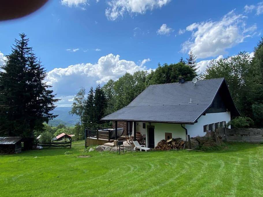 Natur’Lovers - Chalet d’exception - Jacuzzi et hammam en pleine nature in Grendelbruch, Bas-Rhin Alsace