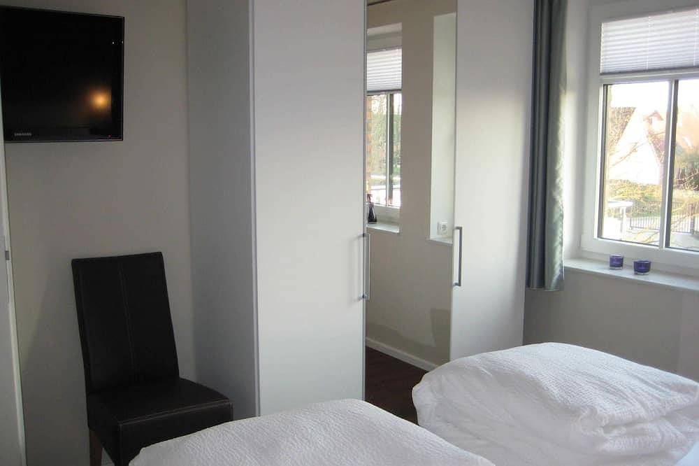 Ganze Wohnung, 2-Raum 103 Juist (Bc.n4) - Bue - Appartementhaus Westwind in Büsum, Dithmarschen