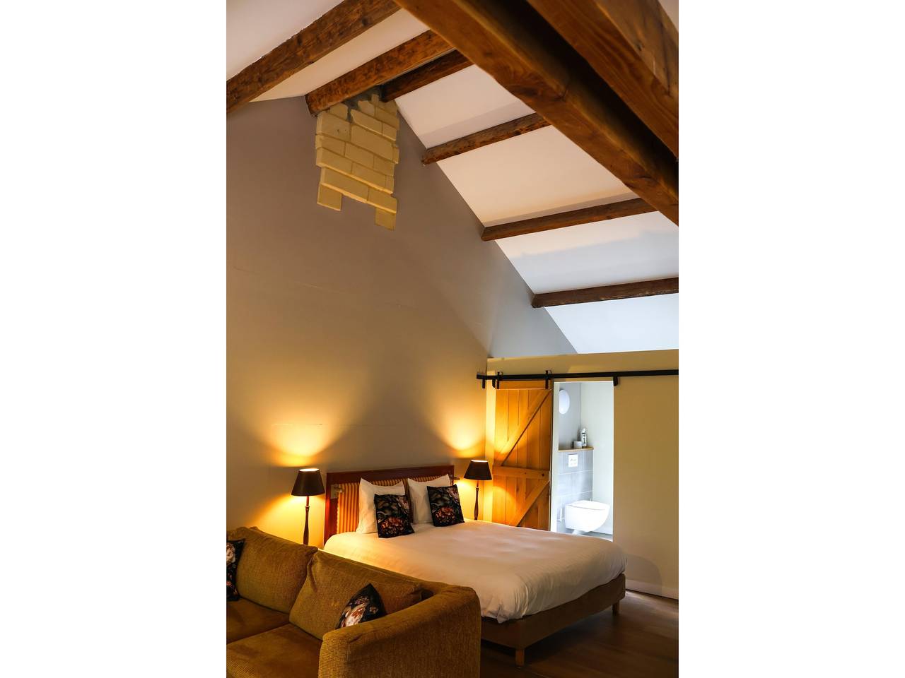 Geheel appartement, Luxe Appartement op begane grond in Valkenburg. in Valkenburg, Limburg