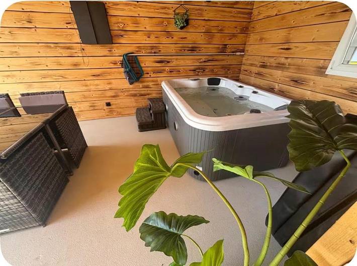 Deluxe Room (2 Adults + 1 Child) in Montaigut-le-Blanc, Région de Besse-et-Saint-Anastaise