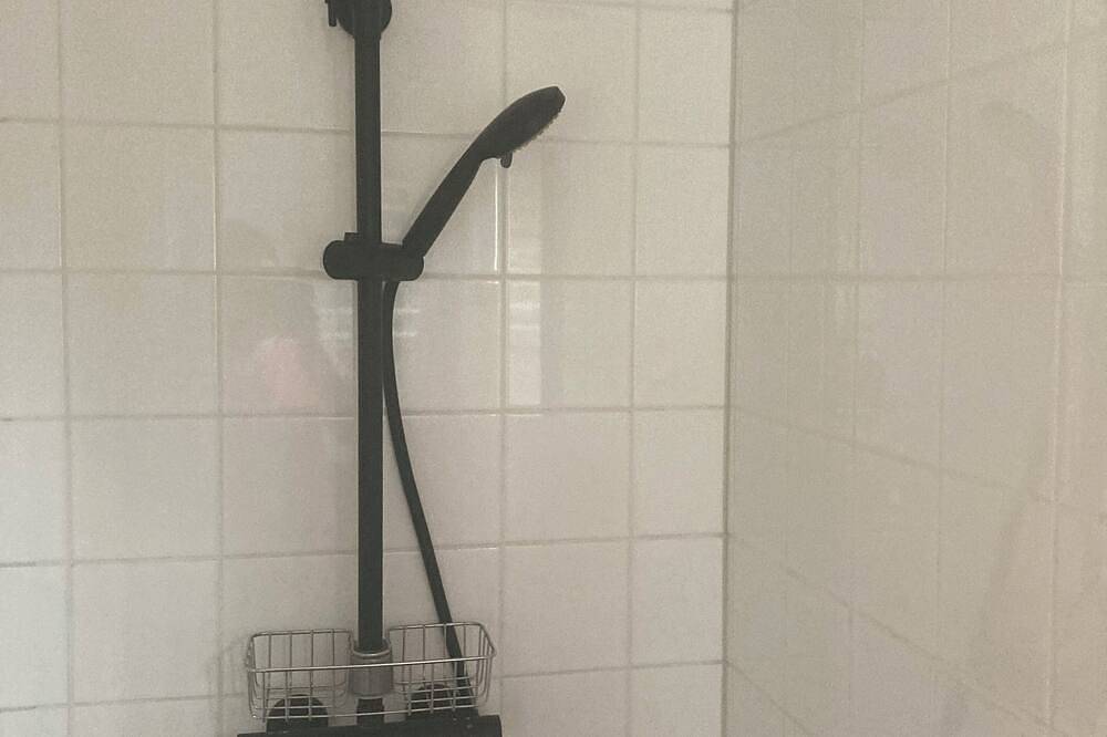 A beautiful chalet in Dirkshorn near the more. Greetings Ivette in Nederlandse Noordzeekust