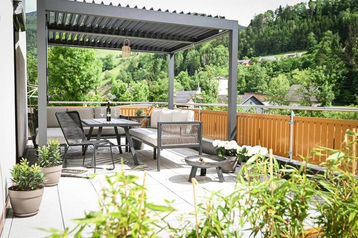 Ferienhaus für 9 Personen, mit Garten und Ausblick in Schladming